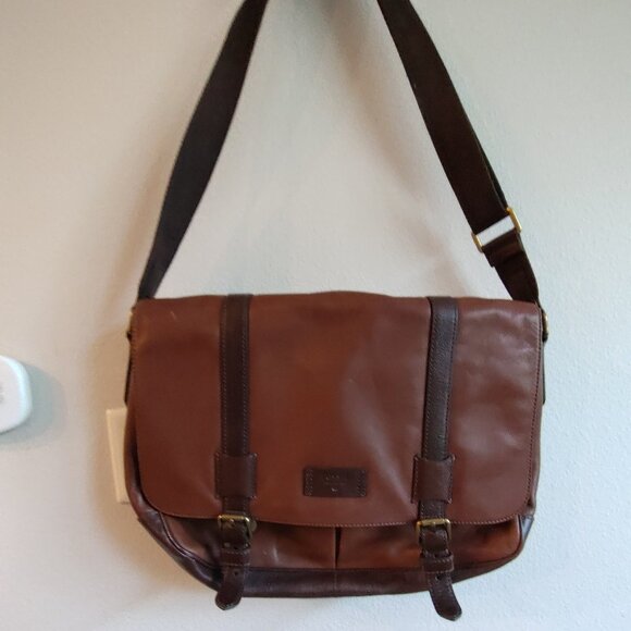 COPY - Fossil Leather Messenger Bag Two-Tone Brown Flap Top Laptop Soft Briefca…